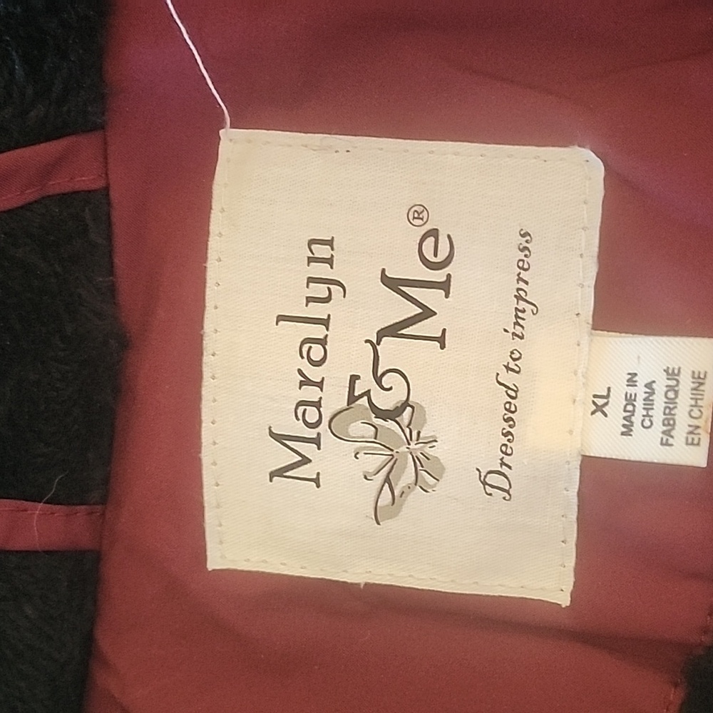 NWT Maralyn & Me Wine Hooded Cozy Puffer Coat With Faux Fur Trim Size XL - Picture 3 of 14